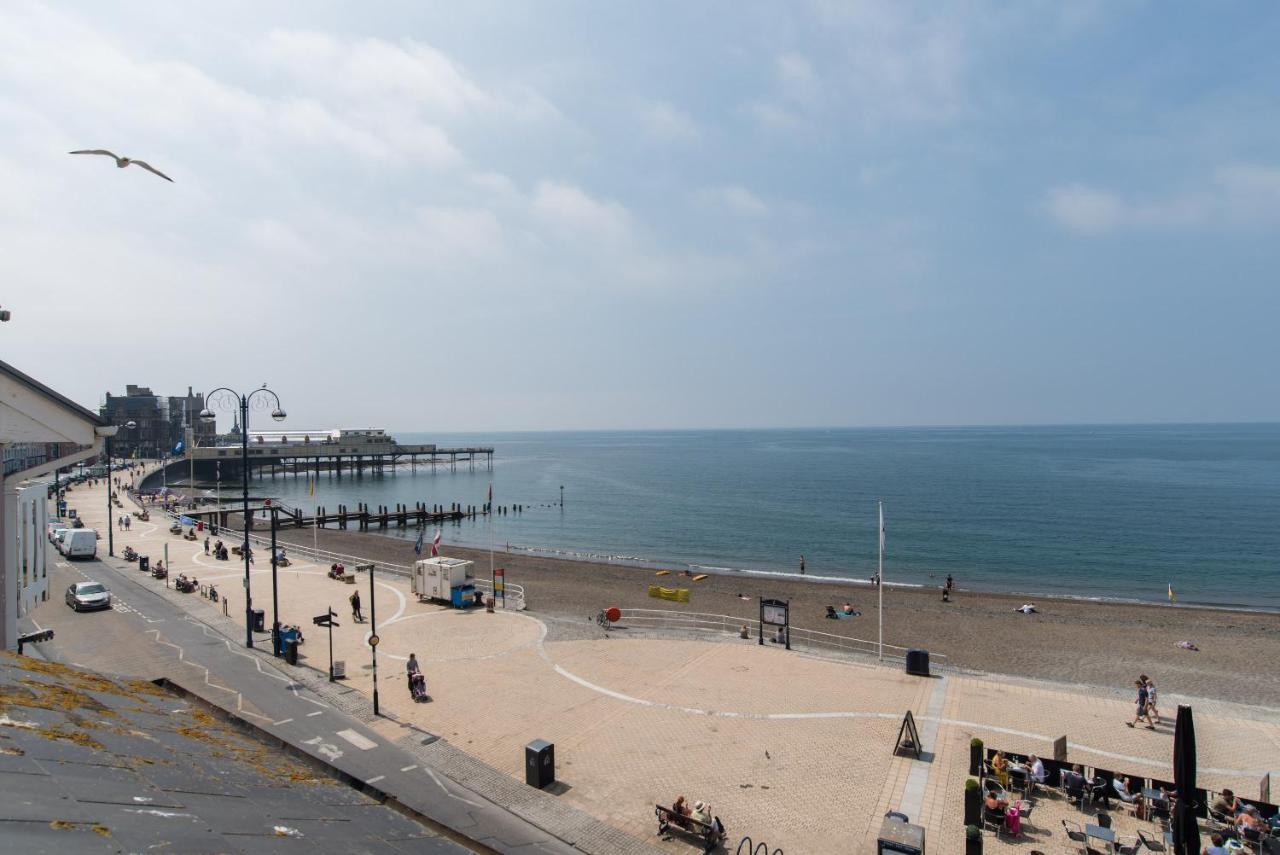 אבריסטוויט Starling View Boutique Stunning Seafront View Apartment מראה חיצוני תמונה